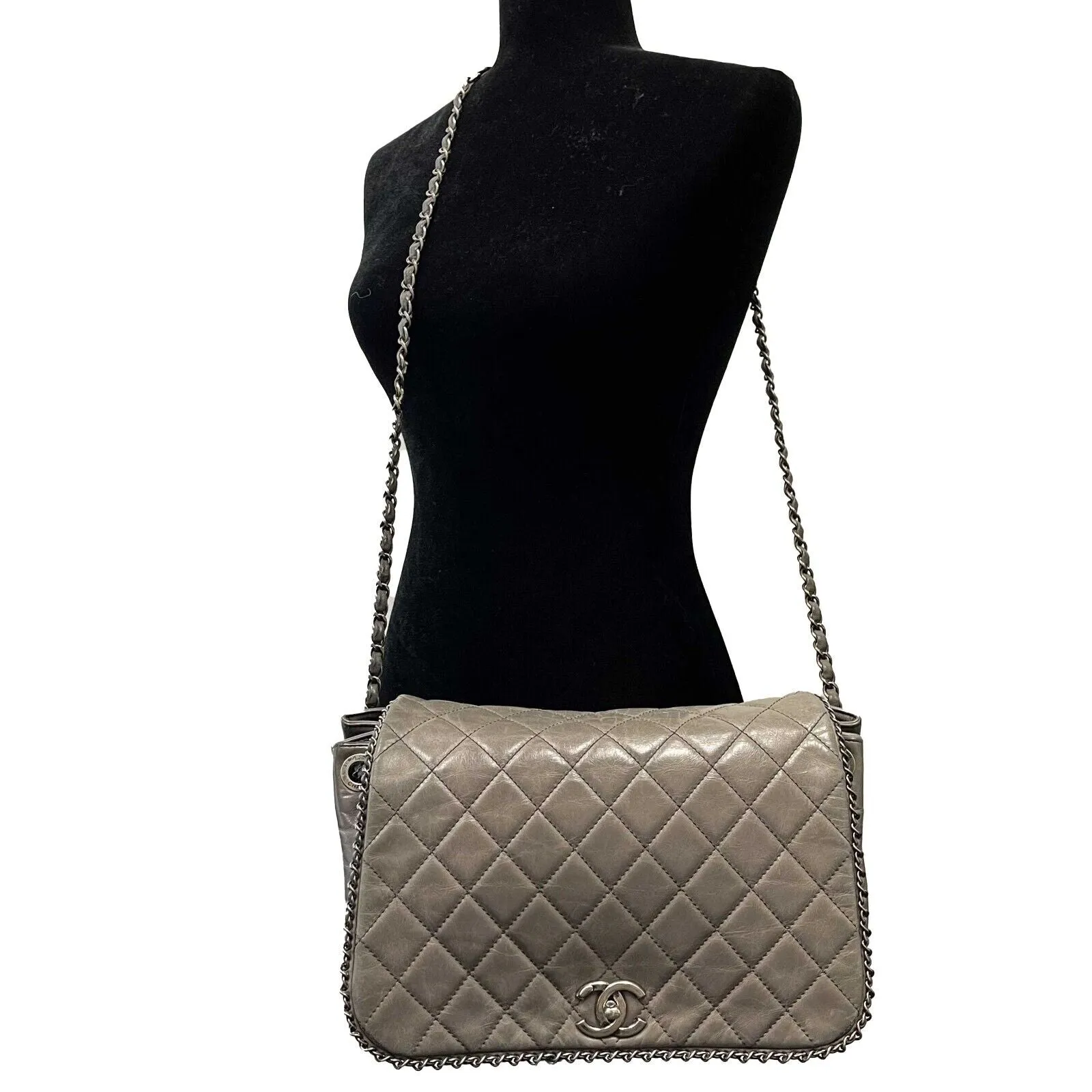 CHANEL - Calfskin Quilted Large CC Enchained Accordion - Gray Shoulder Bag