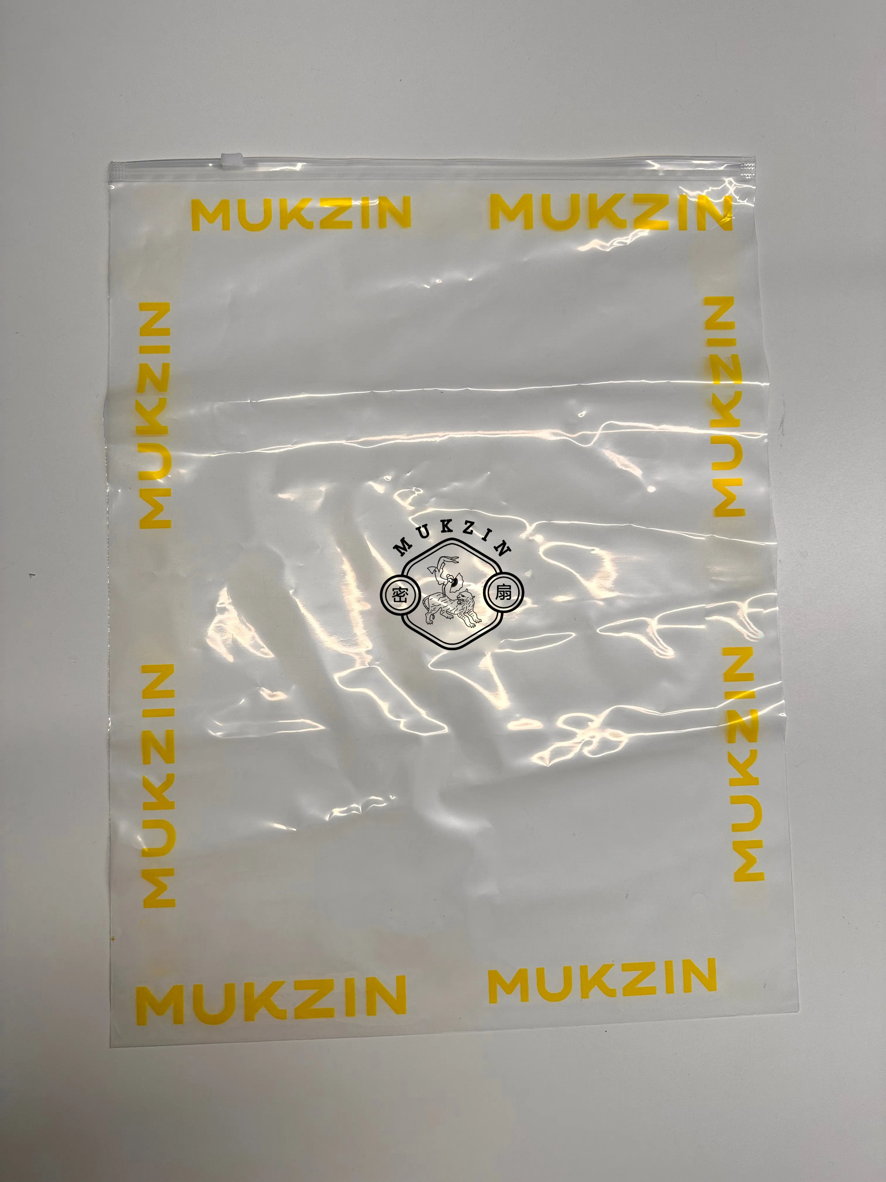 MUKZIN Embroidered Pocket wallets