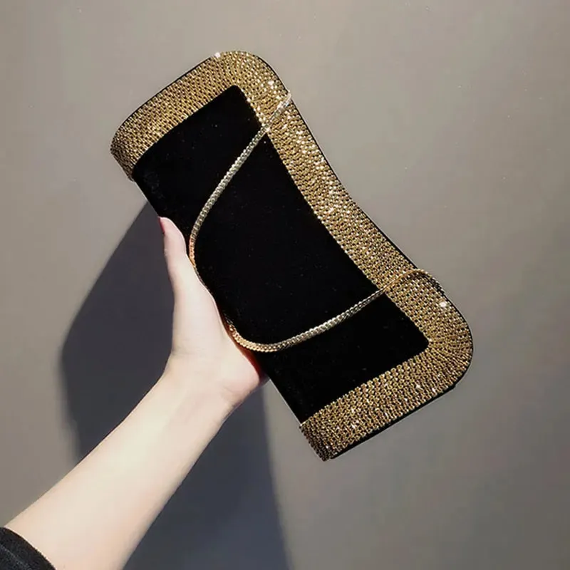 TEEK - Beading Border Clutch