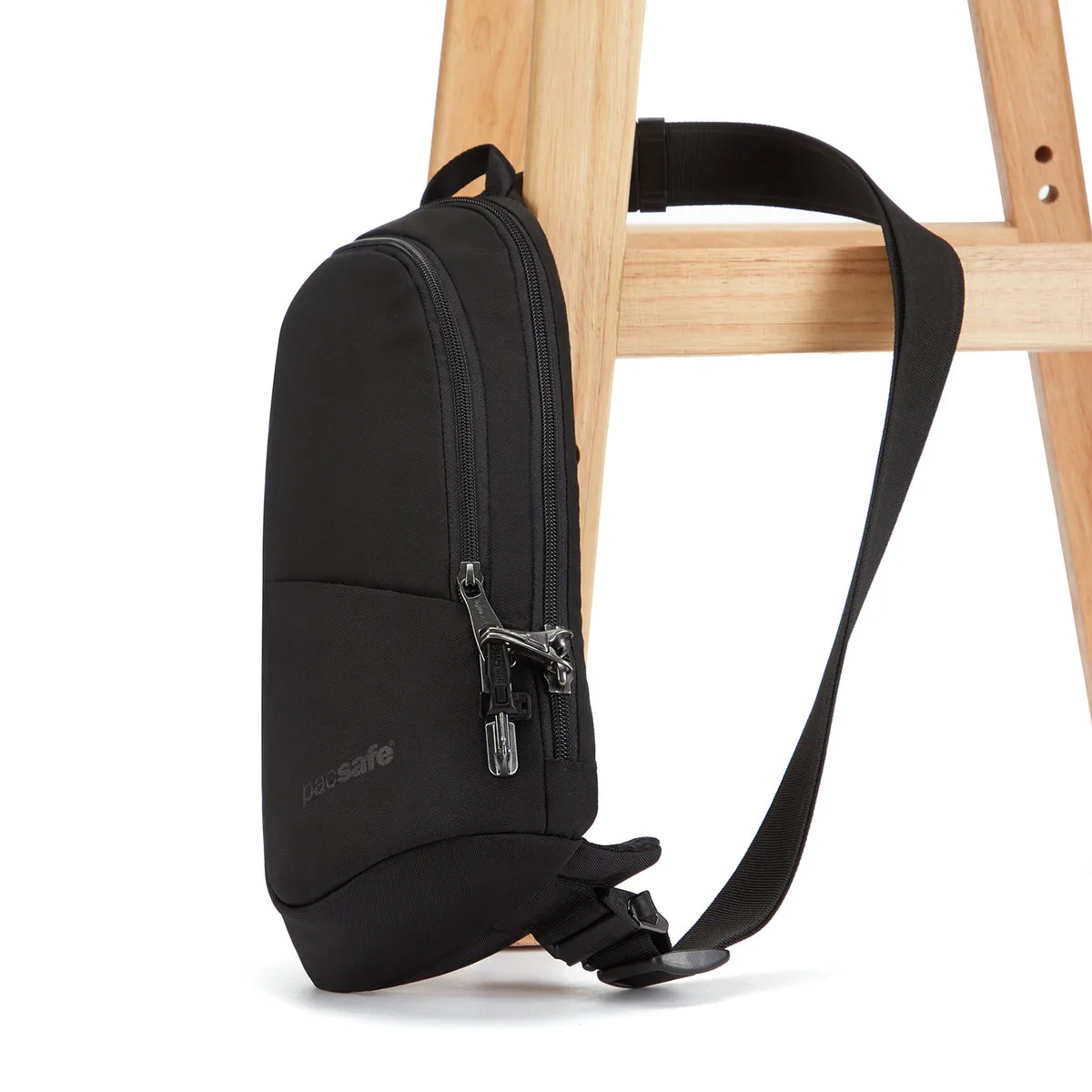 Vibe 150 Anti-Theft Sling Pack