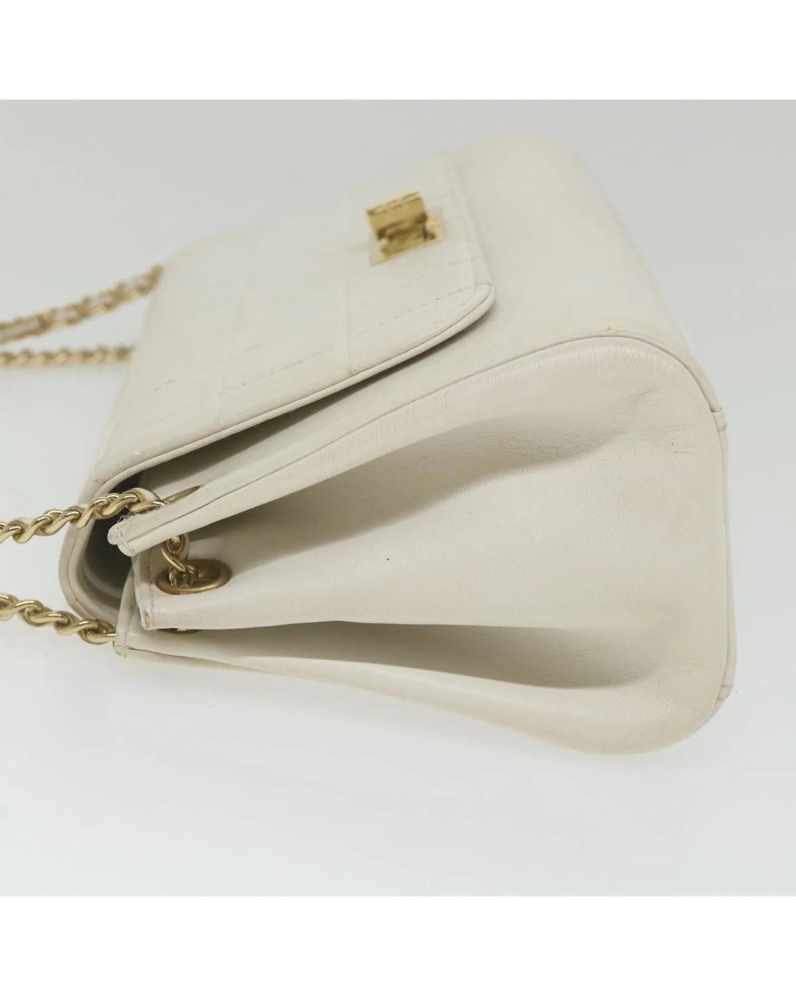 White Leather Chain Shoulder Bag with CC Logo