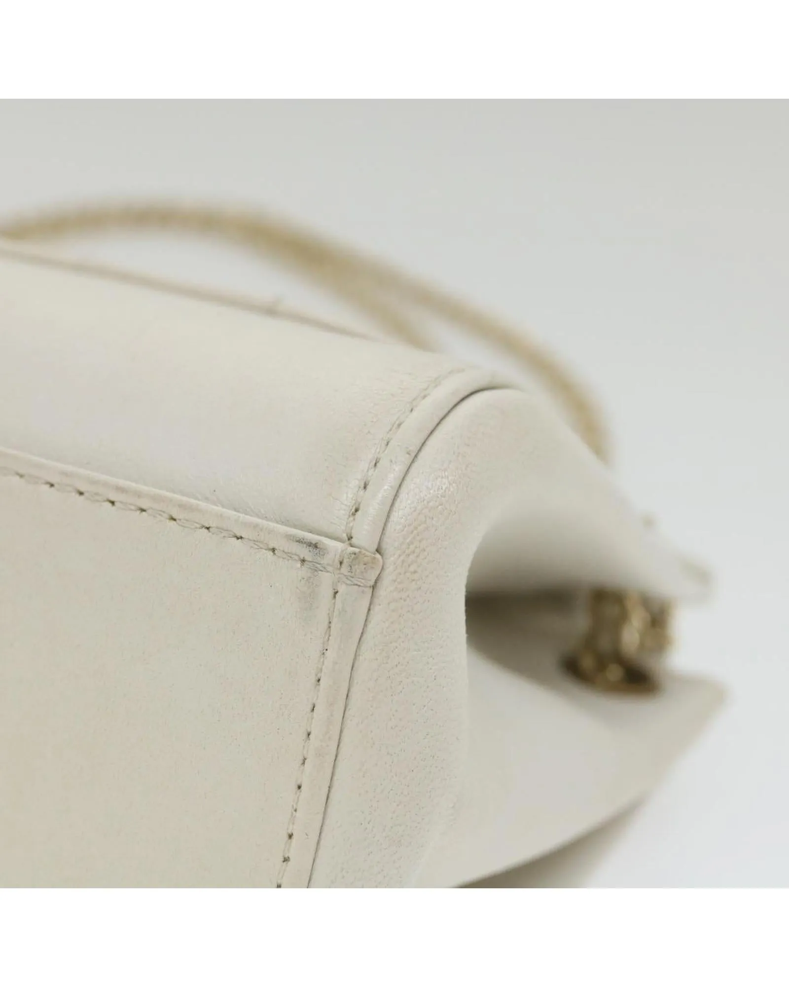 White Leather Chain Shoulder Bag with CC Logo