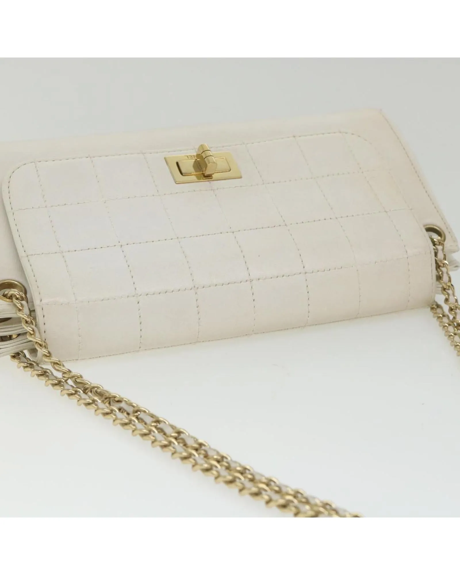 White Leather Chain Shoulder Bag with CC Logo