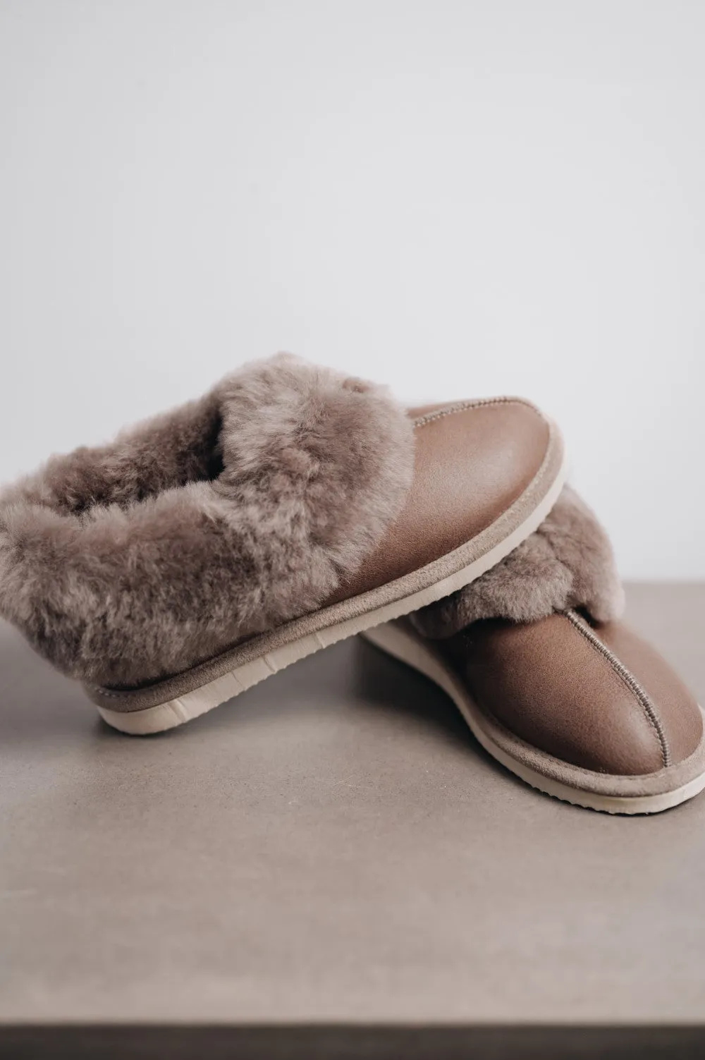 Women's Sheepskin Slippers | RUBY