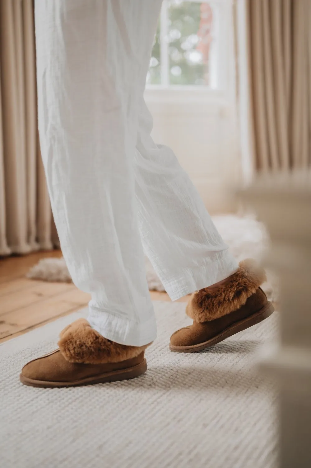 Women's Sheepskin Slippers | RUBY