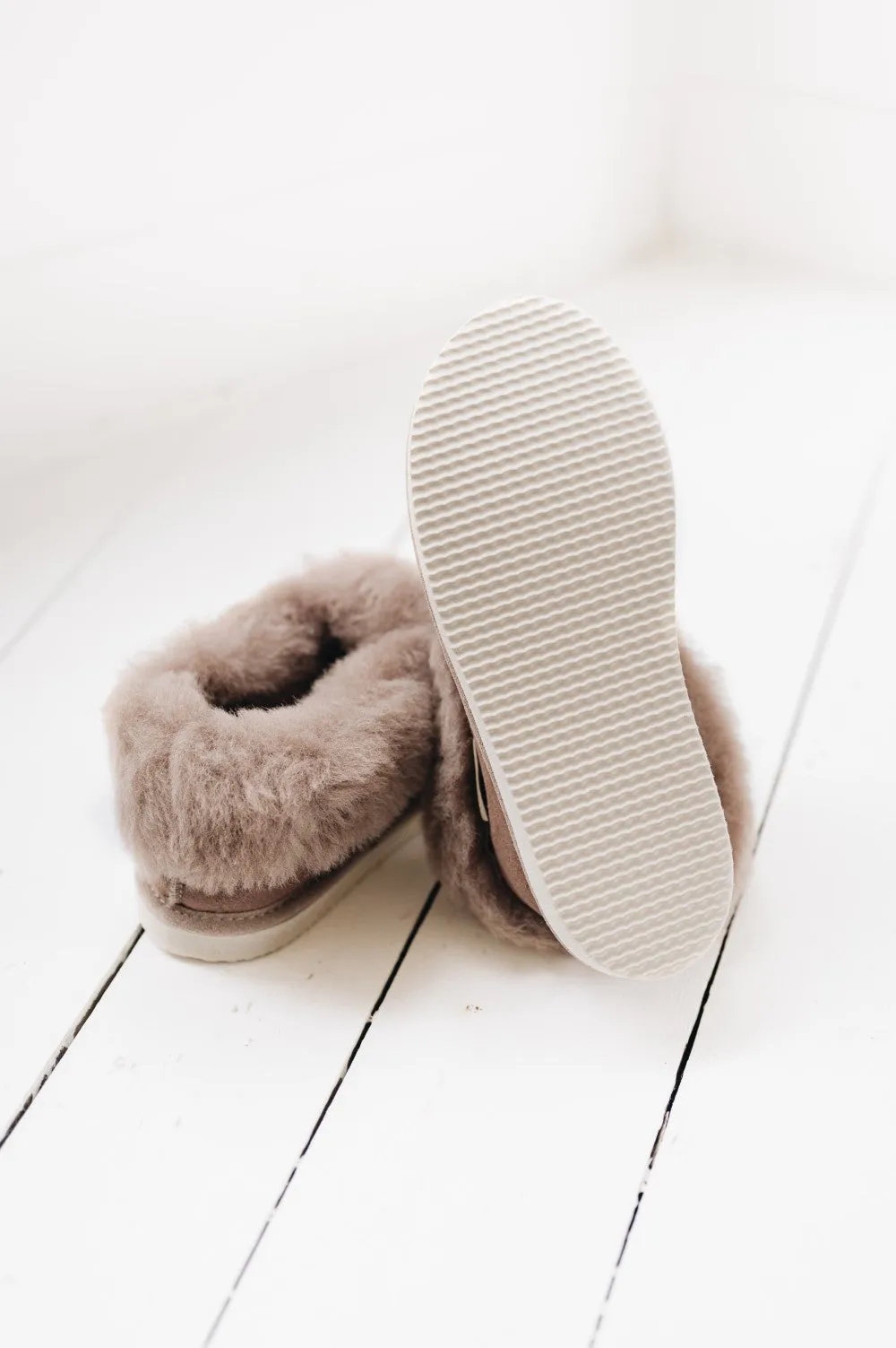 Women's Sheepskin Slippers | RUBY